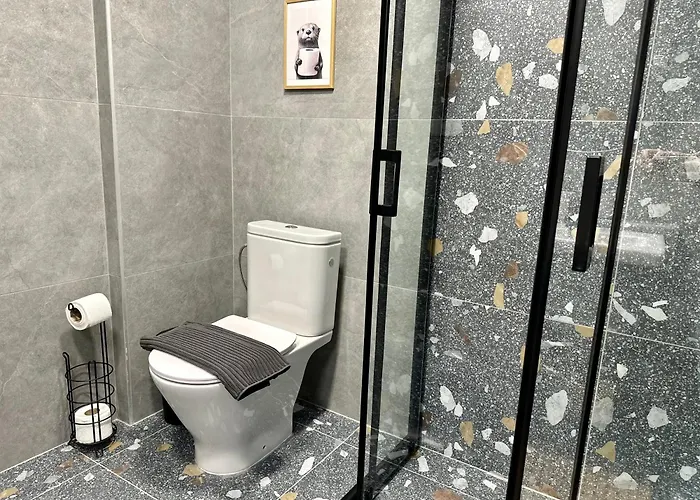 Апартаменти Markos *